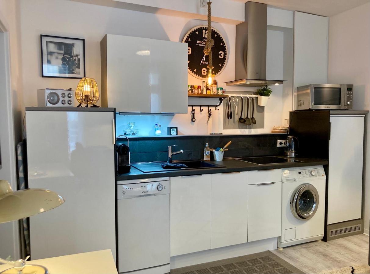 Living At Saarpartments - Adultsonly - Business & Holiday Homes With Kitchen For Long- And Short Term Stay, 3 Min To St Johanner Markt And Points Of Interest Saarbrücken Esterno foto