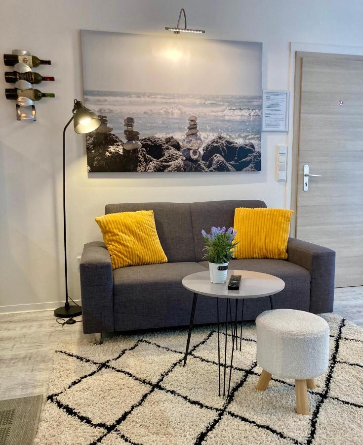 Living At Saarpartments - Adultsonly - Business & Holiday Homes With Kitchen For Long- And Short Term Stay, 3 Min To St Johanner Markt And Points Of Interest Saarbrücken Esterno foto
